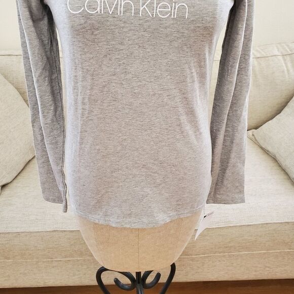 Calvin Klein Logo Long Sleeve Pajama Top - Picture 4 of 11